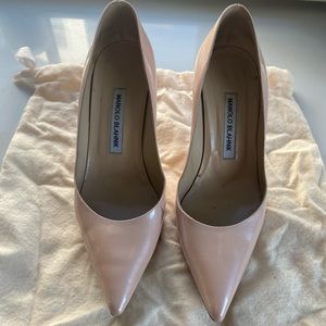 Nude / Light Blush Manolo Blahnik Heels, Size 38